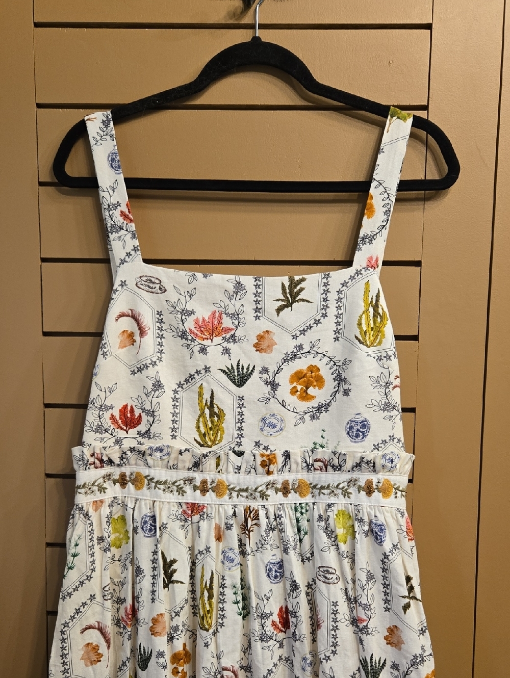 Christain Lacroix Linen Blend Floral Beaded Dress Size Medium - Picture 3 of 11